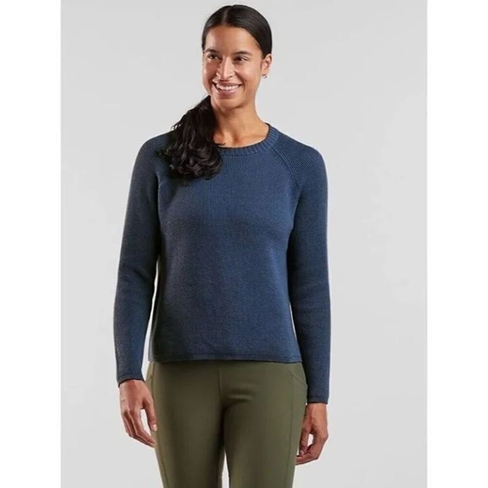 Title Nine Szabo merino wool navy pullover sporty sweater